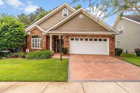 2015 Windsor Oaks Court, Tallahassee, FL 32308