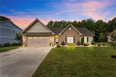 1674 Ploughboy Lane, Winston Salem, NC 27103
