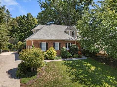 305 Rockmont Drive, Winston Salem, NC 27104