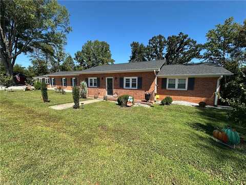 4797 Rockford Road, Dobson, NC 27017