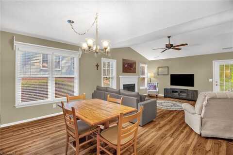 2689 Windy Crossing, Winston Salem, NC 27127