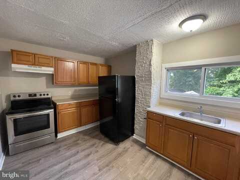 382 E EAST BROADWAY, SALEM, NJ 08079