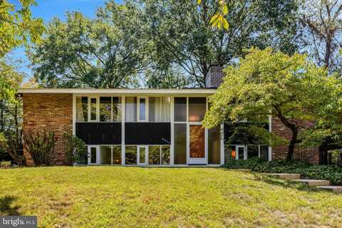 6655 CHILTON COURT, MCLEAN, VA 22101
