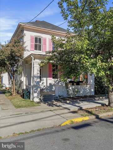 409 S RALEIGH ST, MARTINSBURG, WV 25401