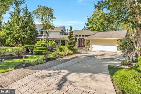 4 WALDEN COURT, CHERRY HILL, NJ 08003