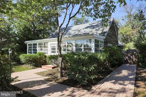 637 COMPASS AVENUE, BEACHWOOD, NJ 08722