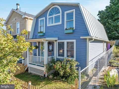 129 E CORK STREET, WINCHESTER, VA 22601