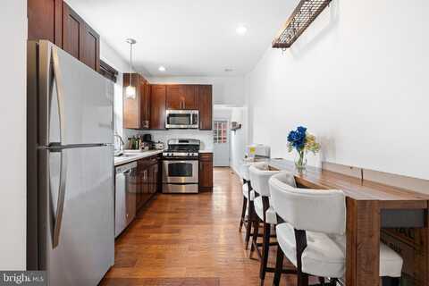 2184 E HUNTINGDON STREET, PHILADELPHIA, PA 19125