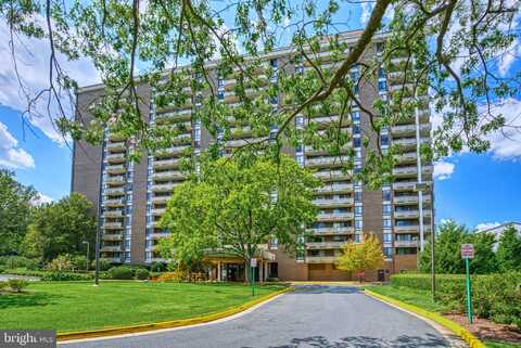 1800 OLD MEADOW ROAD, MCLEAN, VA 22102