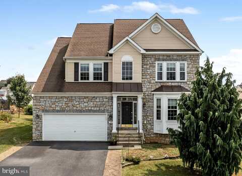28 CORVAIR LANE, INWOOD, WV 25428