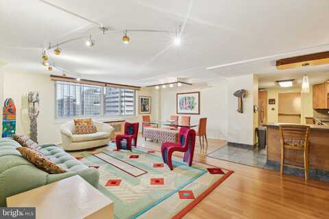1919 CHESTNUT STREET, PHILADELPHIA, PA 19103