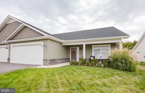 716 DRIPPING SPRING DRIVE, HEDGESVILLE, WV 25427