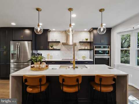 843 N GREENBRIER STREET, ARLINGTON, VA 22205