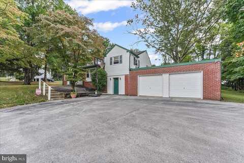 102 CHEYNEY DRIVE, WEST CHESTER, PA 19382