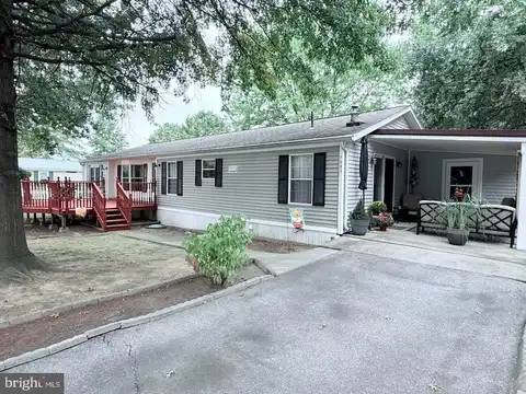 1593 PALM SPRING DRIVE, CHAMBERSBURG, PA 17202