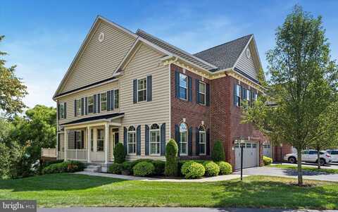 9 SILVER MAPLE DRIVE, DOYLESTOWN, PA 18901