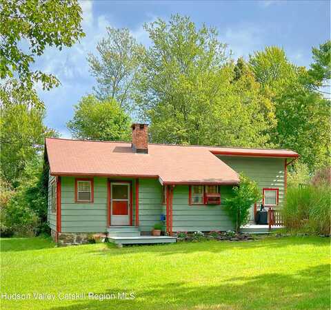 2 Fern Hollow, Woodstock, NY 12498