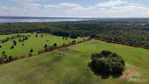 TBD20 Henry, Houghton, MI 49931