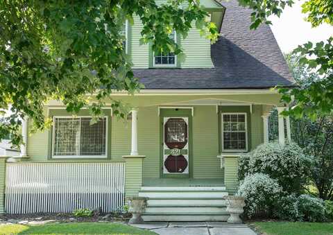 421 Cedar Street, Nashua, IA 50658