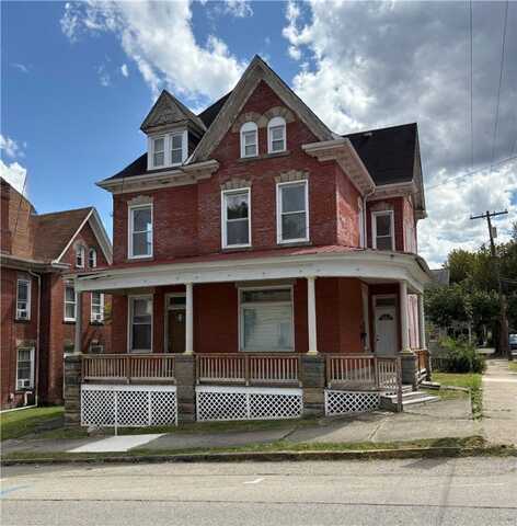 236 Washington Ave, Charleroi, PA 15022