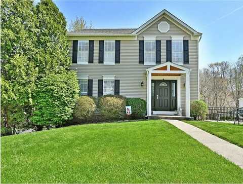290 Shady Glen Dr, Crescent, PA 15108