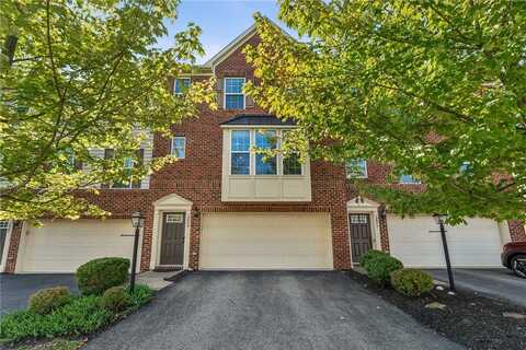 3009 Grey Fox Cir, Collier, PA 15017