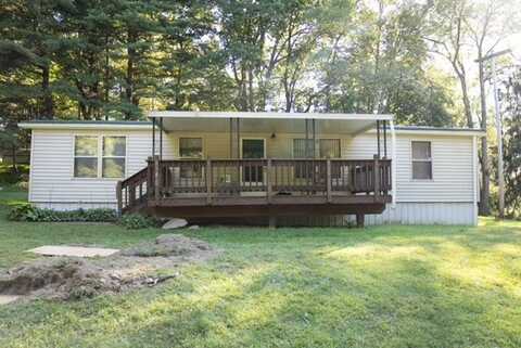 154 Thompson Road, Derry, PA 15779