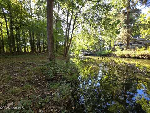 33 & 34 Leeward Drive, Hertford, NC 27944
