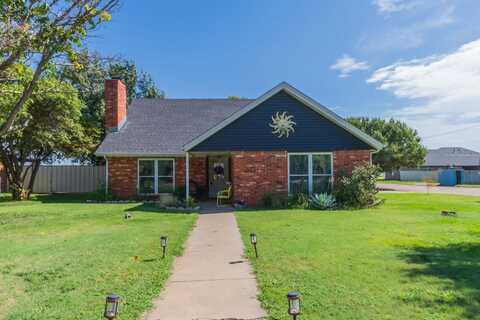 607 S Gardenia Street, White Deer, TX 79097
