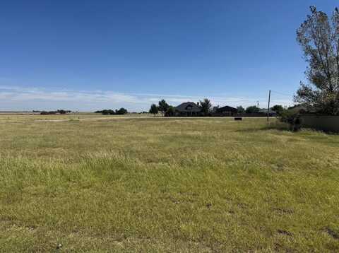 Alamo Street, Claude, TX 79019