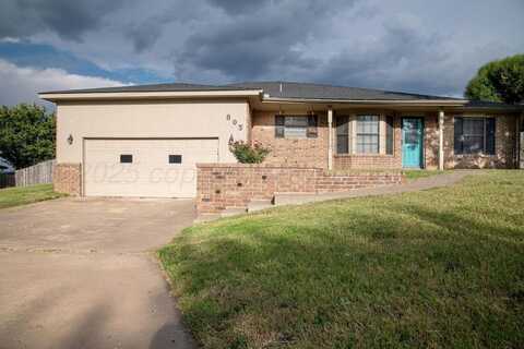 805 Skyline Drive, Borger, TX 79007