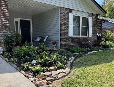 2714 W Fir ST, Rogers, AR 72758