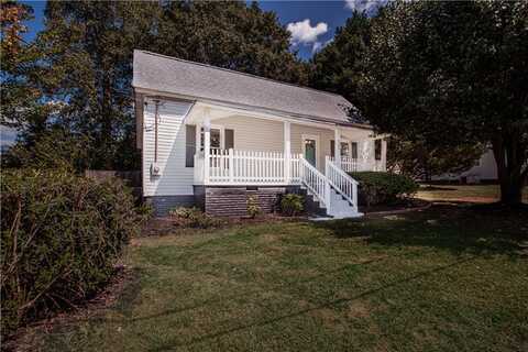 305 S 6th Street, Easley, SC 29640