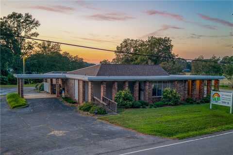 111 W Pine Grove Road, Fair Play, SC 29643