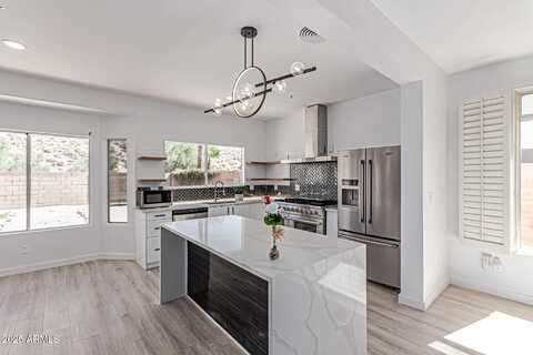 11112 E LAUREL Lane, Scottsdale, AZ 85259