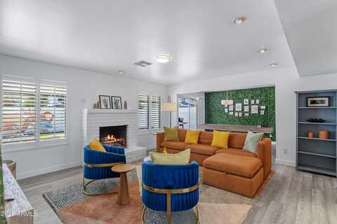 8619 E EL CHARRO Lane, Scottsdale, AZ 85250