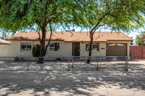651 E CARLA VISTA Drive, Chandler, AZ 85225