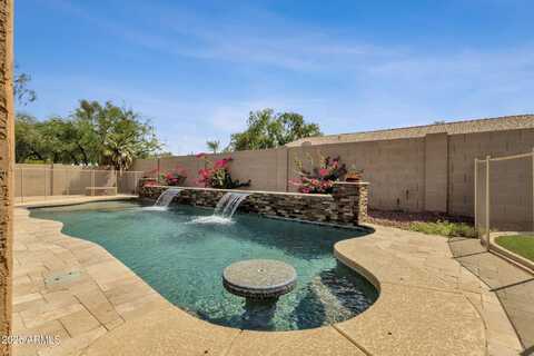 2073 W SPRUCE Drive, Chandler, AZ 85286