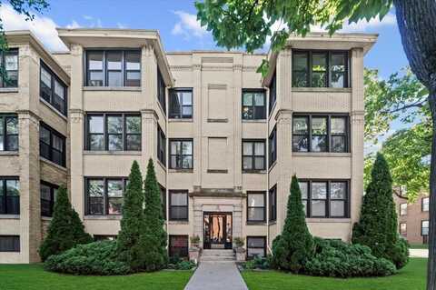 5935 N. Magnolia Avenue, Chicago, IL 60660
