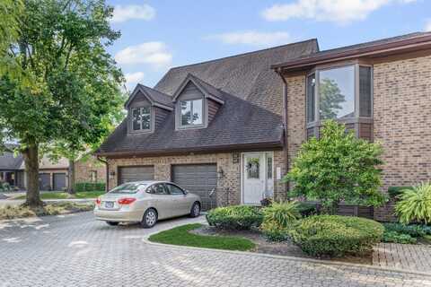 44 Kings Court, Westchester, IL 60154