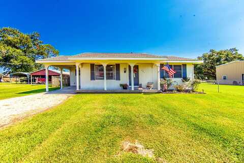 221 Cherry St, Labadieville, LA 70372