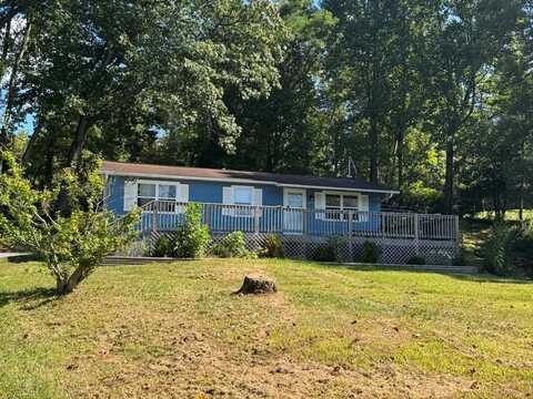 229 Center St, OAK HILL, WV 25901