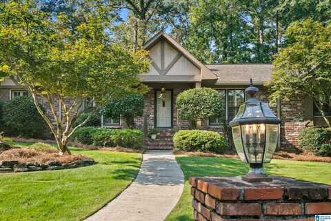 2816 MONTE DESTE DRIVE, HOOVER, AL 35216