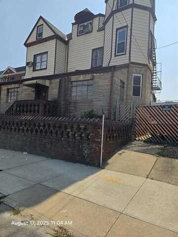 137 Bay 11th Street, Brooklyn, NY 11228