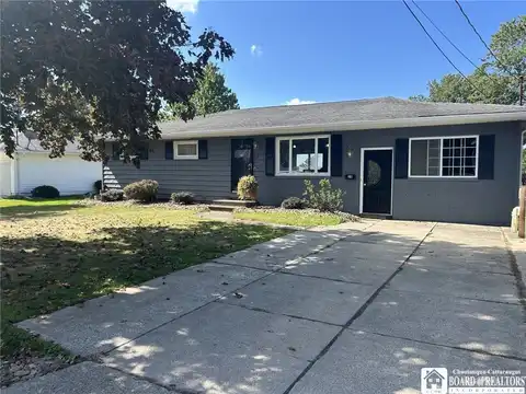 24 Laurie Lane, Jamestown, NY 14701