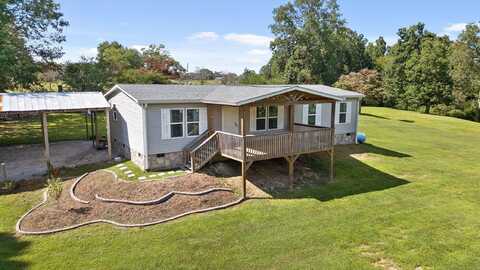 37 Scratch Ankle Road, Trenton, GA 30752