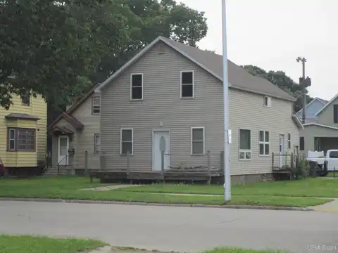 429 S 14TH STREET, ESCANABA, MI 49829