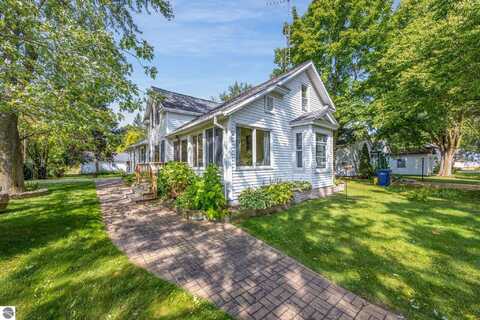 130 S PINE STREET, Mc Bain, MI 49657