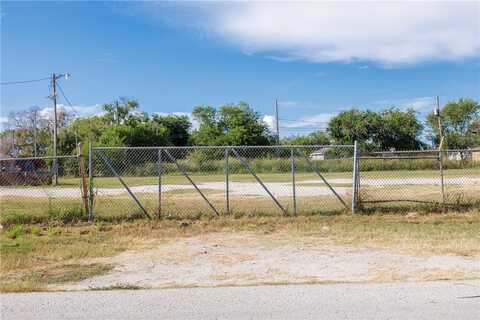 Avenue B W, Robstown, TX 78380