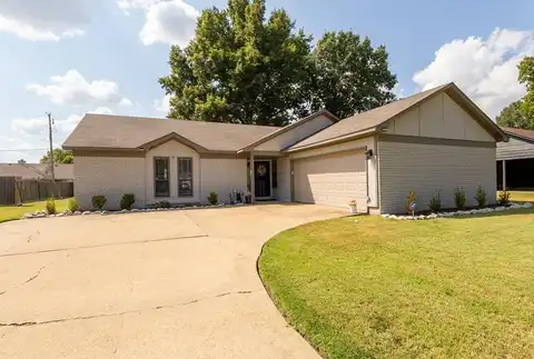 1010 CLEMENT ROAD, West Memphis, AR 72301